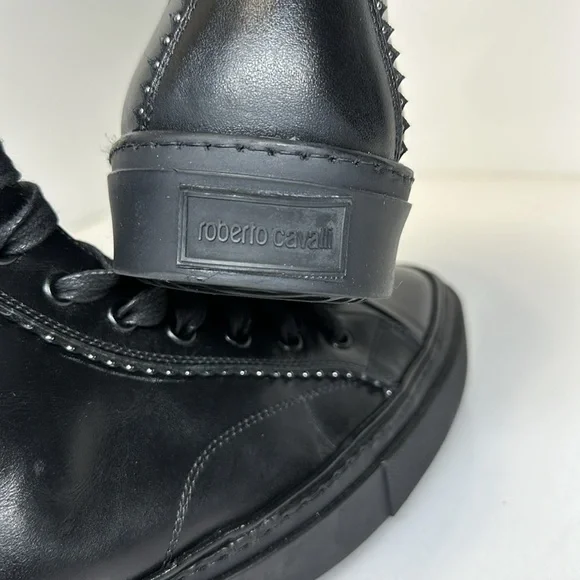 Roberto Cavalli ankle men’s boots / black leather with logo lace up rubber sole